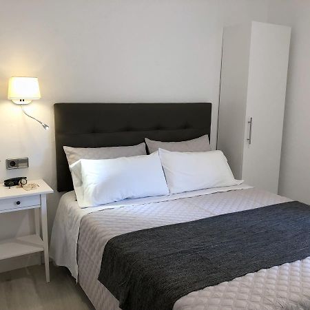 Apartaments La Palmera, Terrace & Pool Сант-Марти-д'Эмпуриес Номер фото
