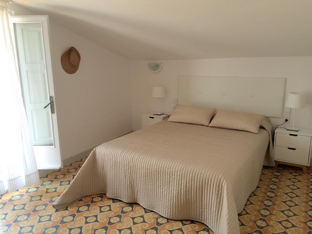 Apartaments La Palmera, Terrace & Pool Сант-Марти-д'Эмпуриес Экстерьер фото